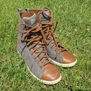 Nike Racquette Mid Shoe - Women's 8 - Grey + Brown